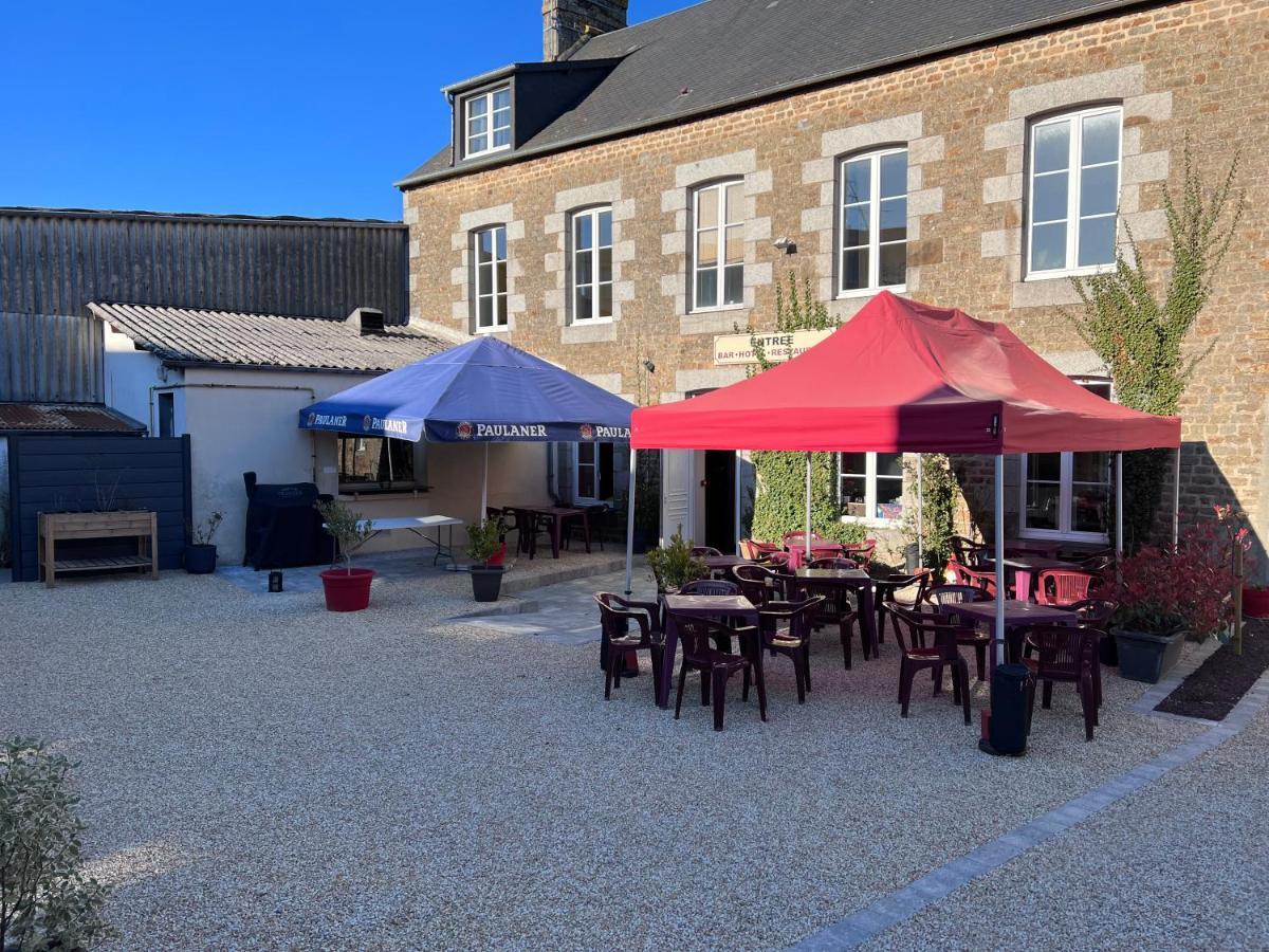 Au Pere Tranquille Tinchebray-Bocage Exterior foto
